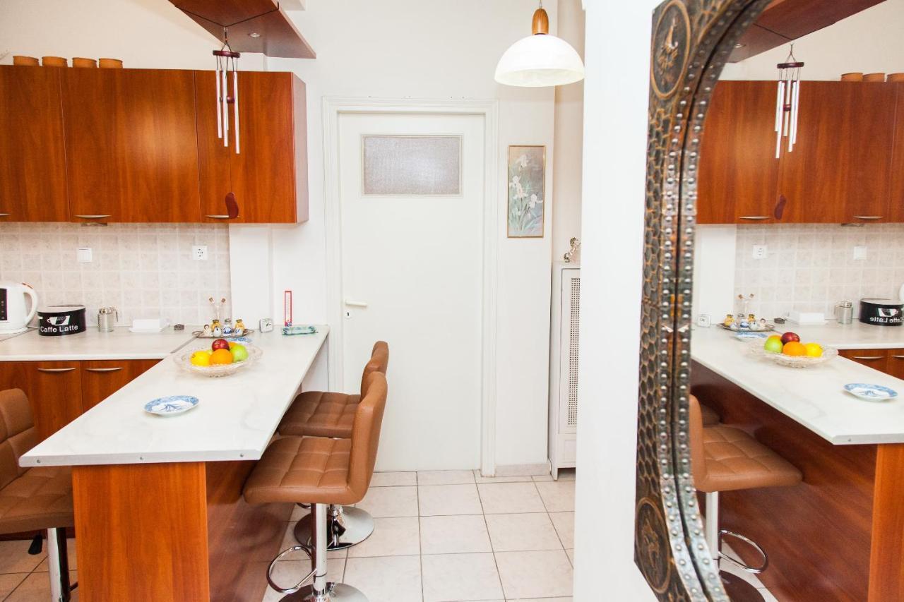 Vintage Apartment In Downtown Athens! Exterior photo